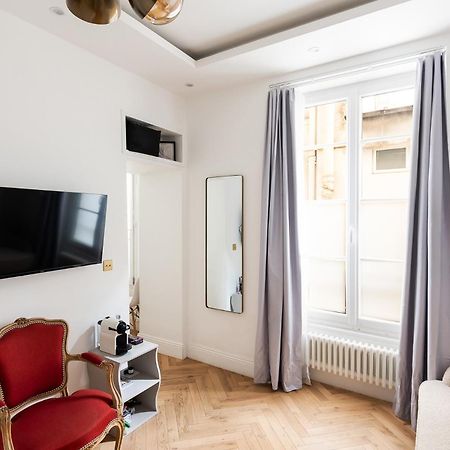 Paris Eiffel Apartment Luaran gambar